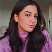 Studentessa universitaria da ripetizioni di matematica, greco, latino